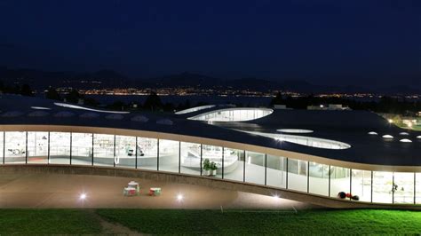 THE 10 CLOSEST Hotels to Rolex Learning Center EPFL.